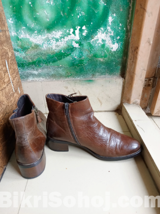 Chelsea boot